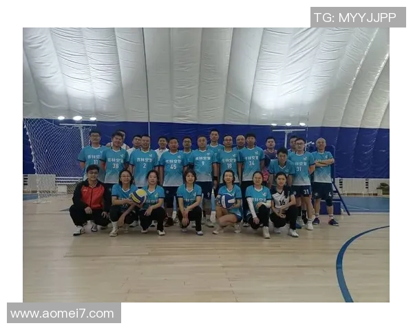 重庆排球队的团队协作之道：团结拼搏成就排球梦想