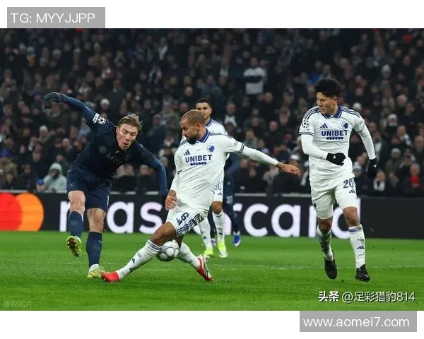 欧冠激战曼联与尤文图斯互交白卷神奇扑救成比赛焦点分析